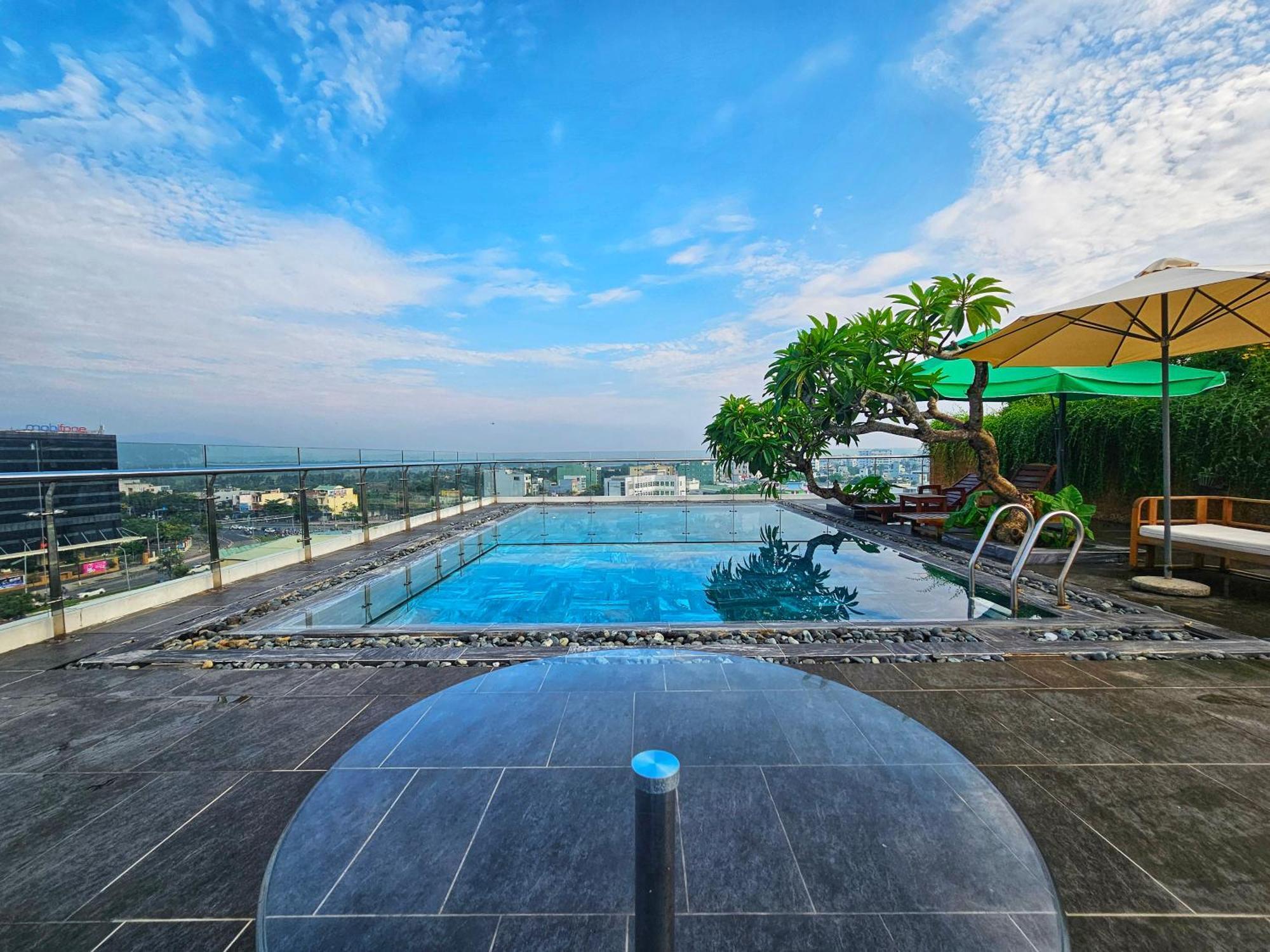 Mtr Apartment & Hotel Da Nang Luaran gambar